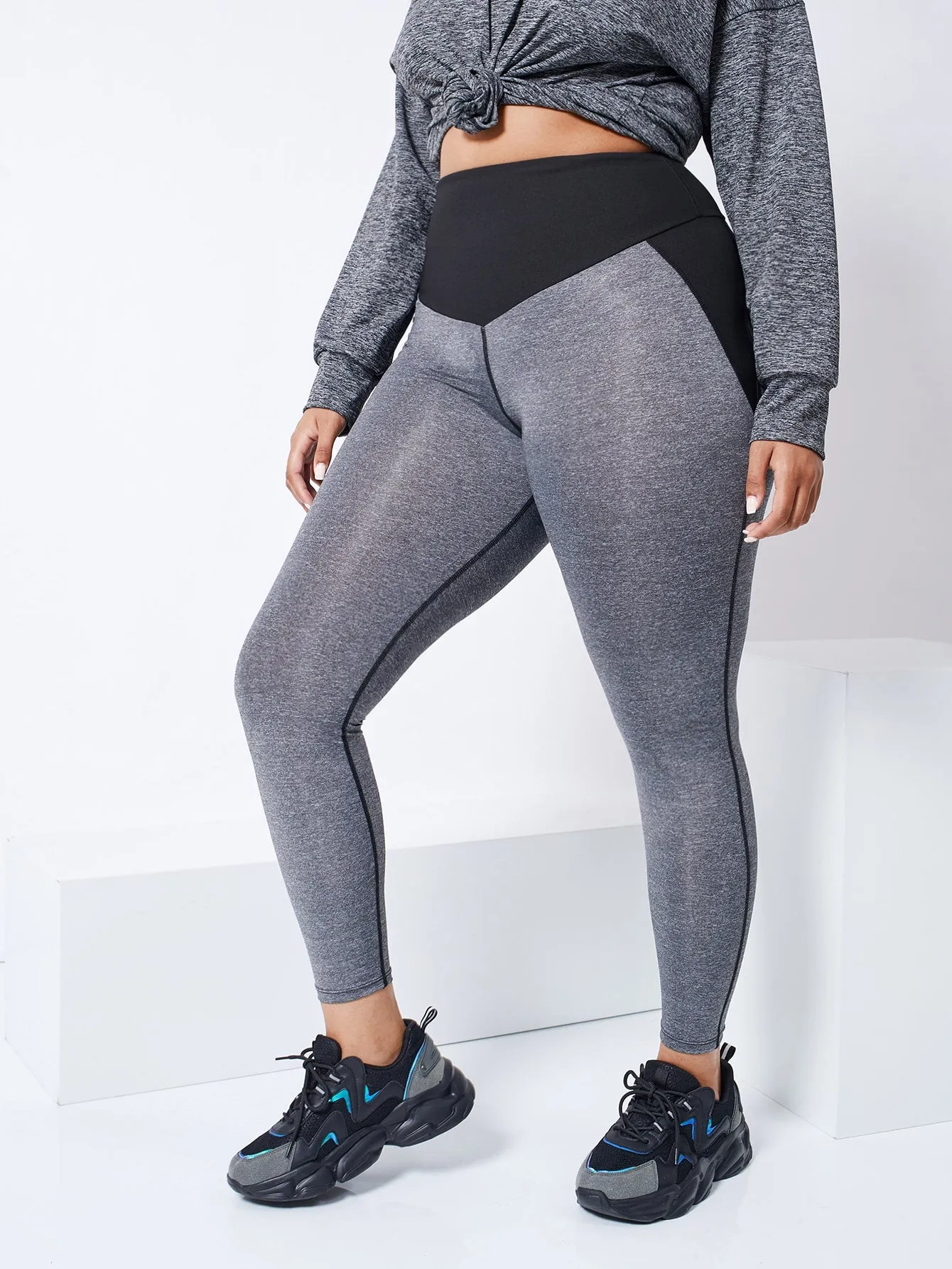 Colorblock High Waist Cropped Plus Size Sports Leggings & Pants
