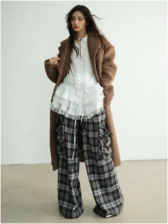 Docter Plaid Cargo Pocket Pants