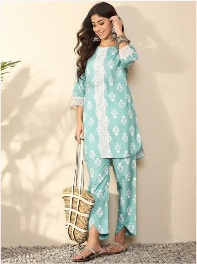 Floral Printed Lace Inserts Straight Kurti With Trousers