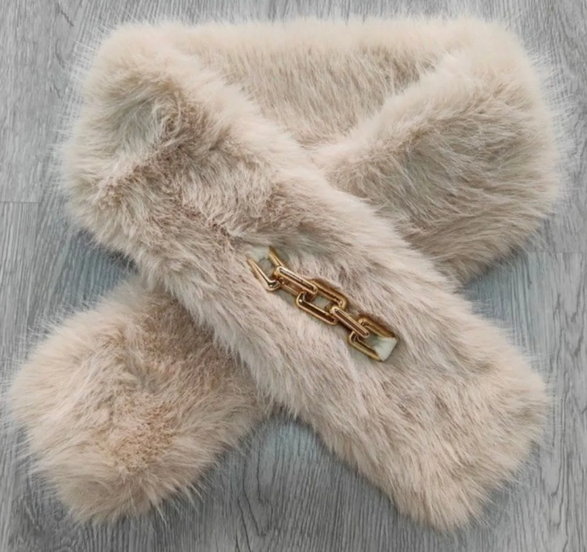 Foxy Faux Fur Collar