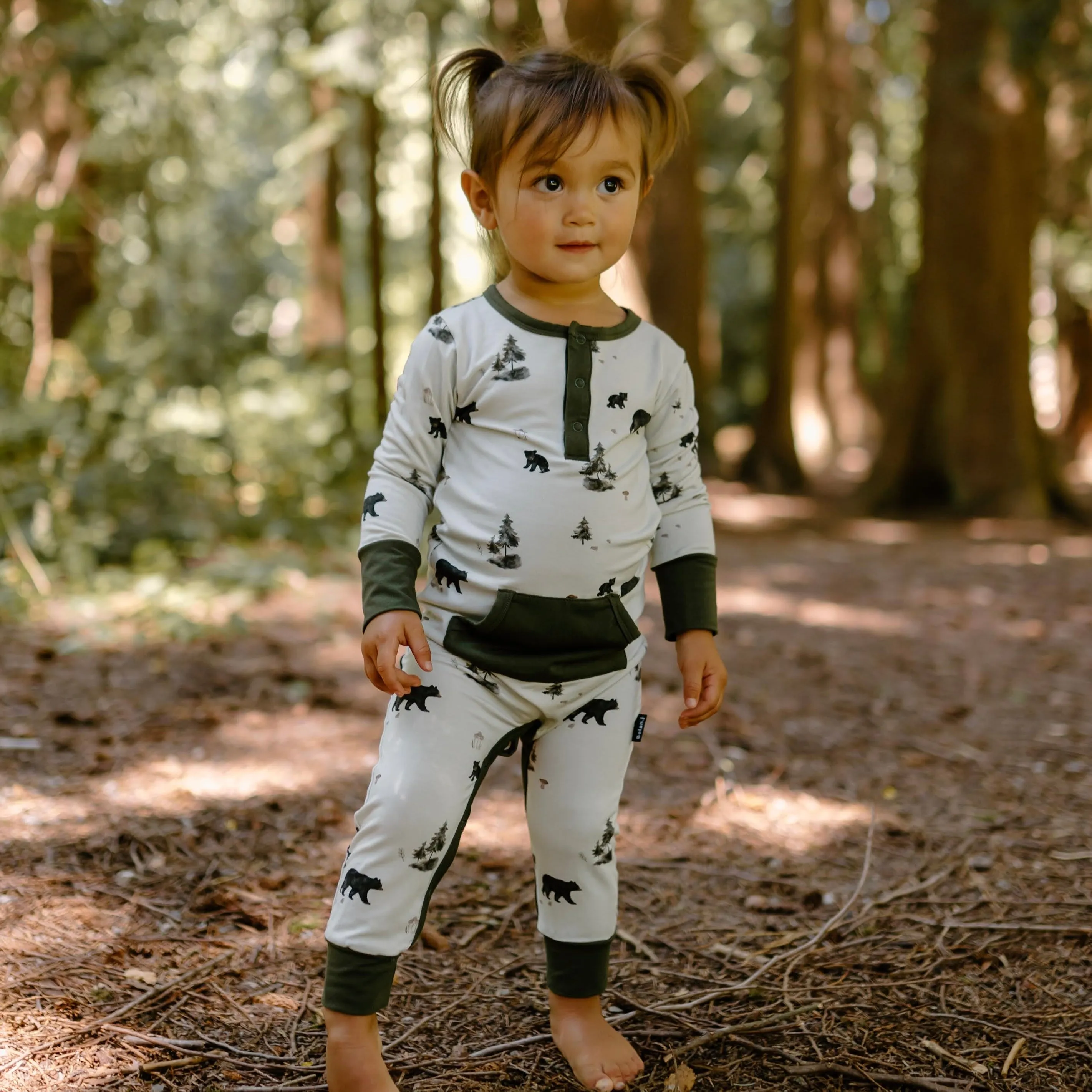 Long Sleeve Pocket Romper - Black Bears