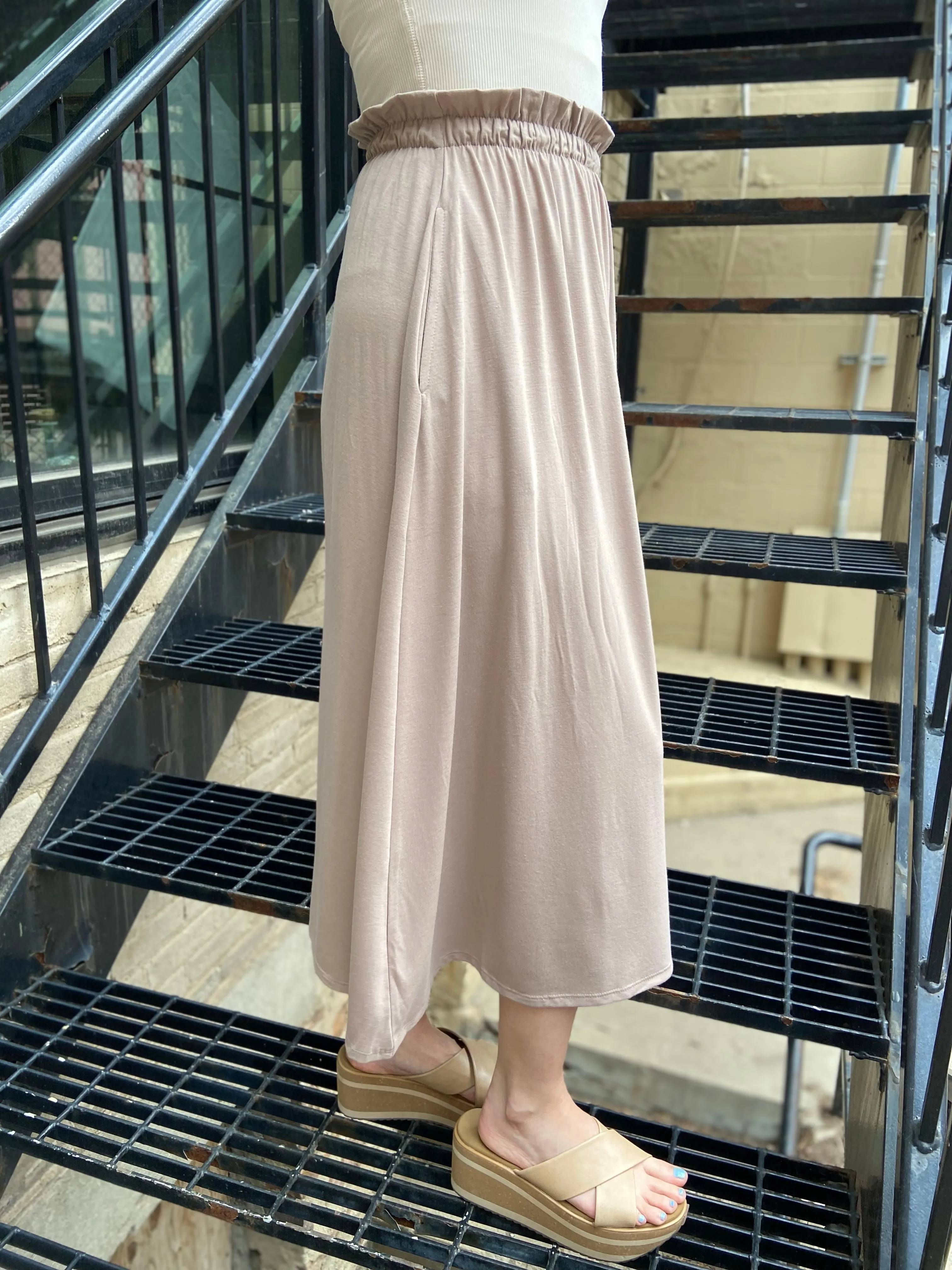 Mae Mocha Elastic Midi Skirt