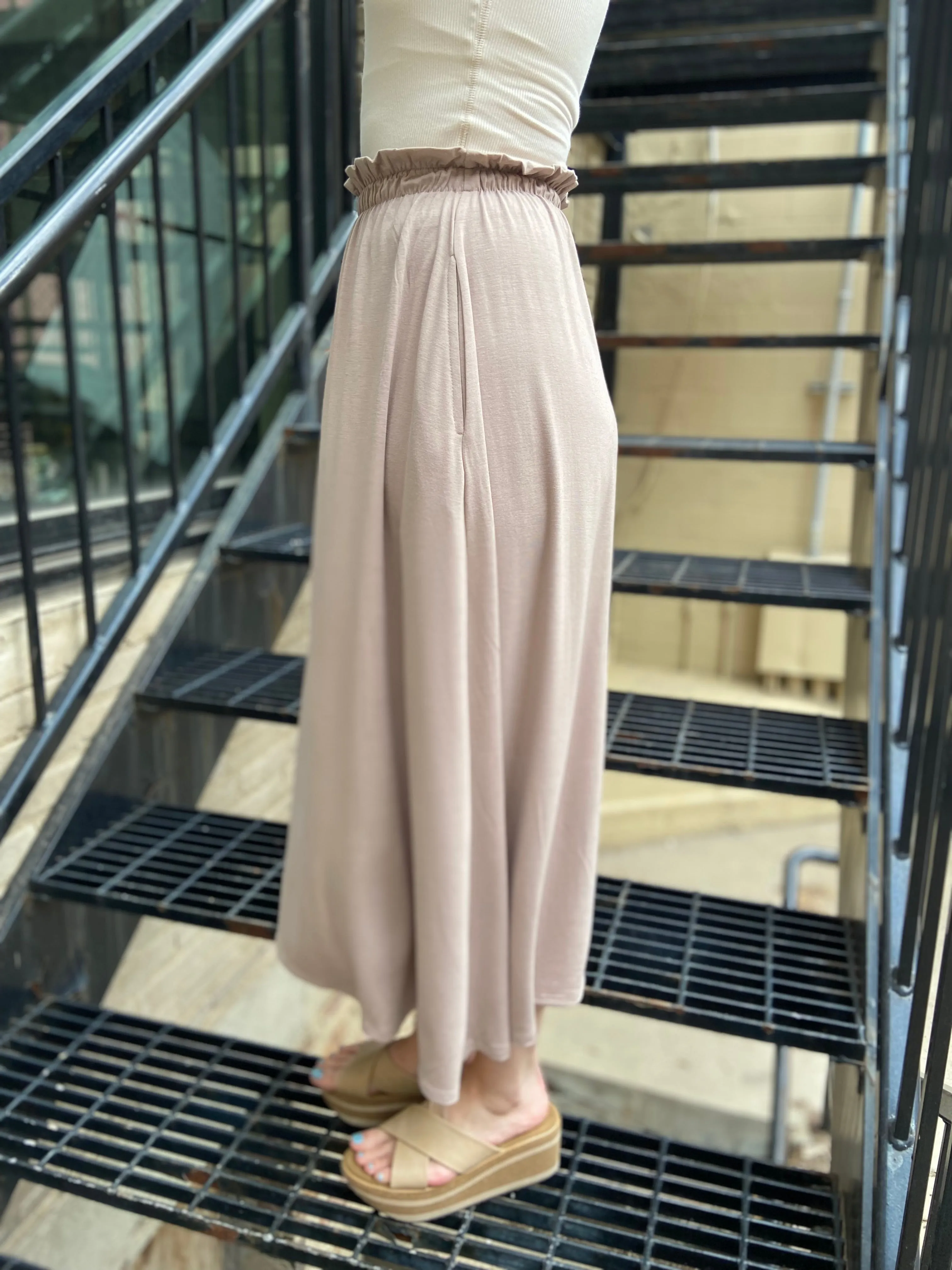 Mae Mocha Elastic Midi Skirt