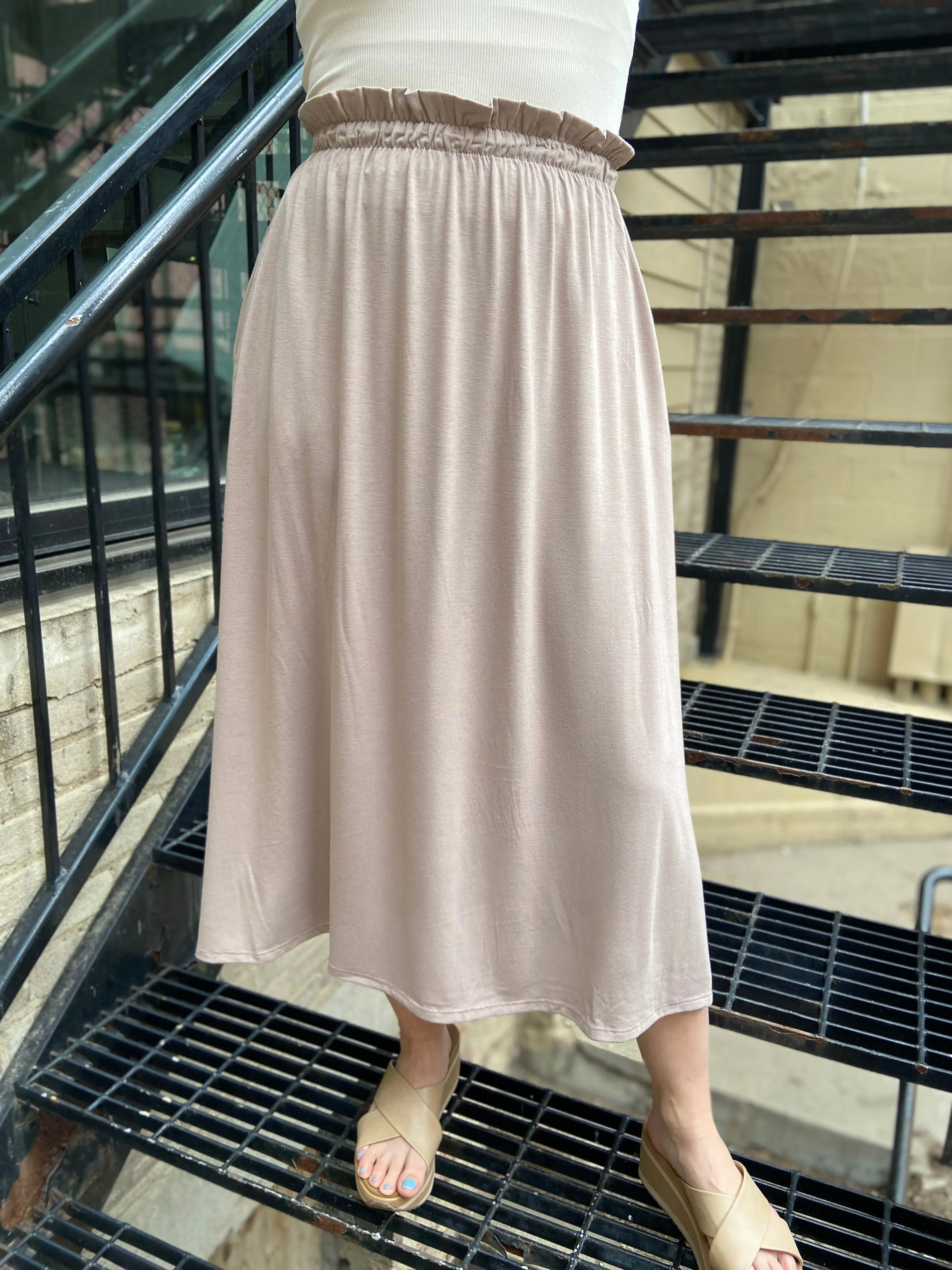 Mae Mocha Elastic Midi Skirt