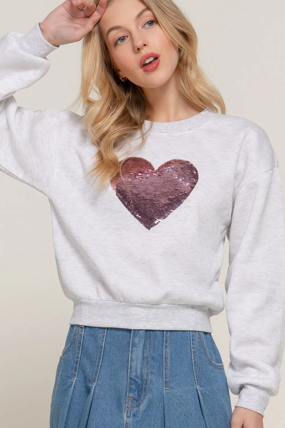 Oversized Sequin Heart Sweatshirt in Dk. Wine