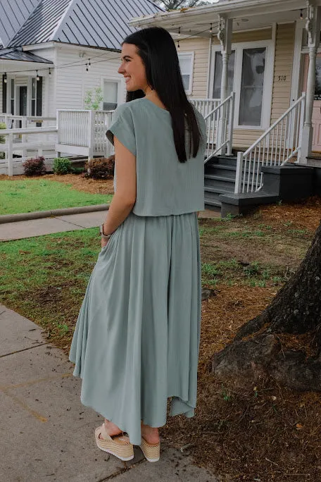 The Pretty Two Piece Pleated Midi Skirt Set