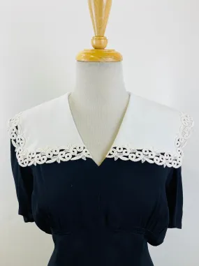 Vintage 1950s White Guipure Cotton Collar & Matching Cuffs Set, Triples