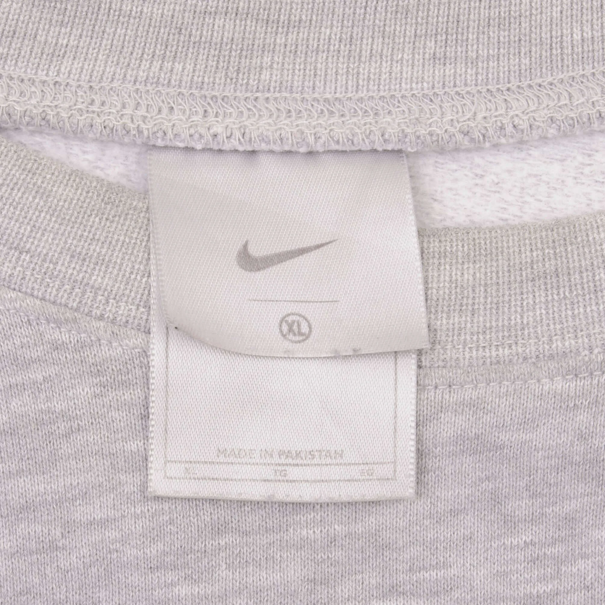 VINTAGE NIKE SPELLOUT SWOOSH GREY SWEATSHIRT 2000S SIZE XL