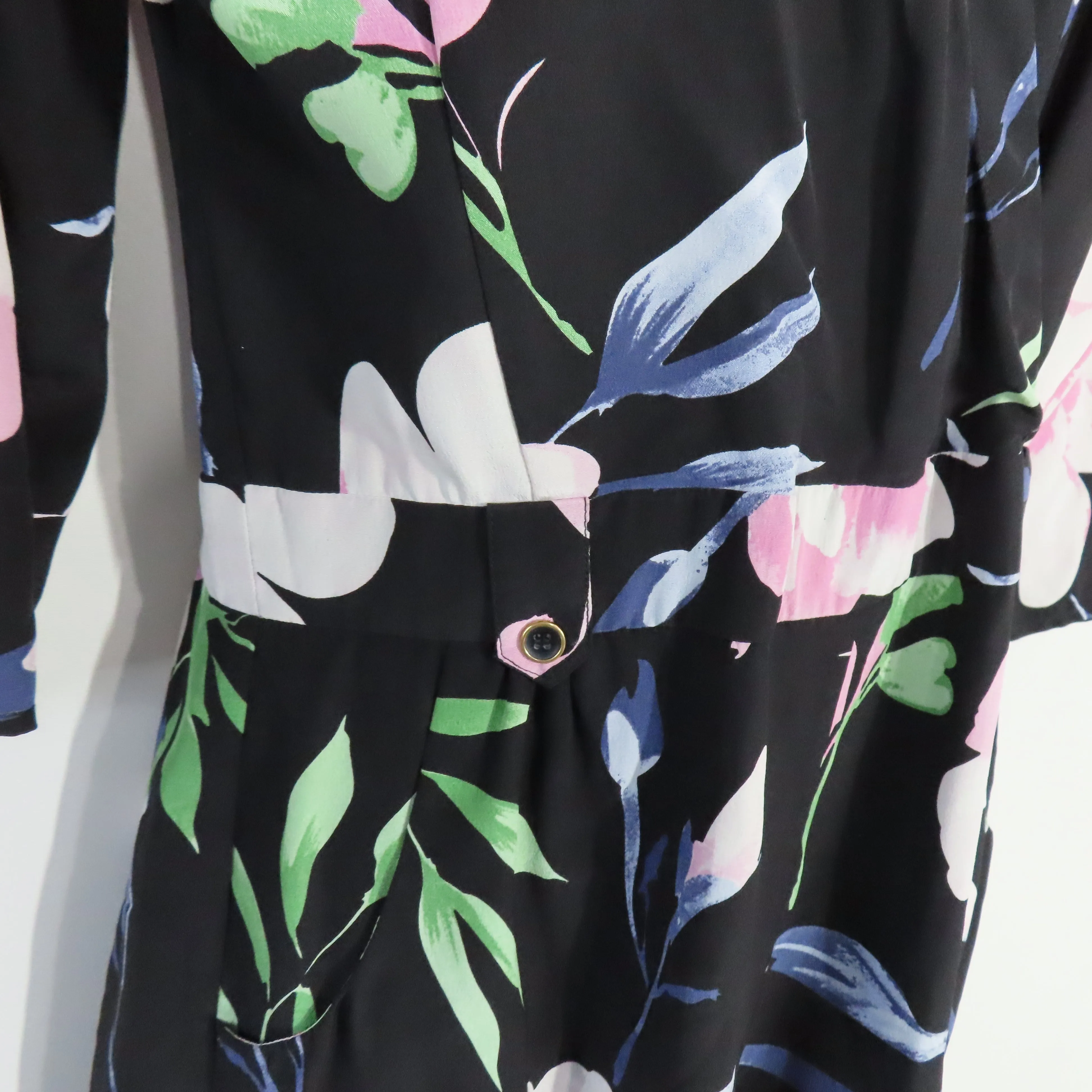 Yumi Kim Liz Romper Floral Paradise Found Black Silk Belted Surplice Neckline Size Small
